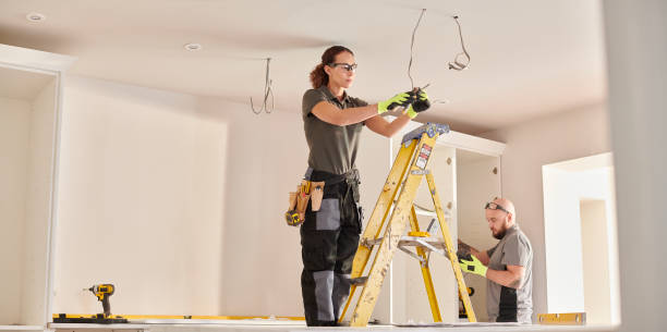 Best Electrical Installation Contractor  in Mustang Ridge, TX